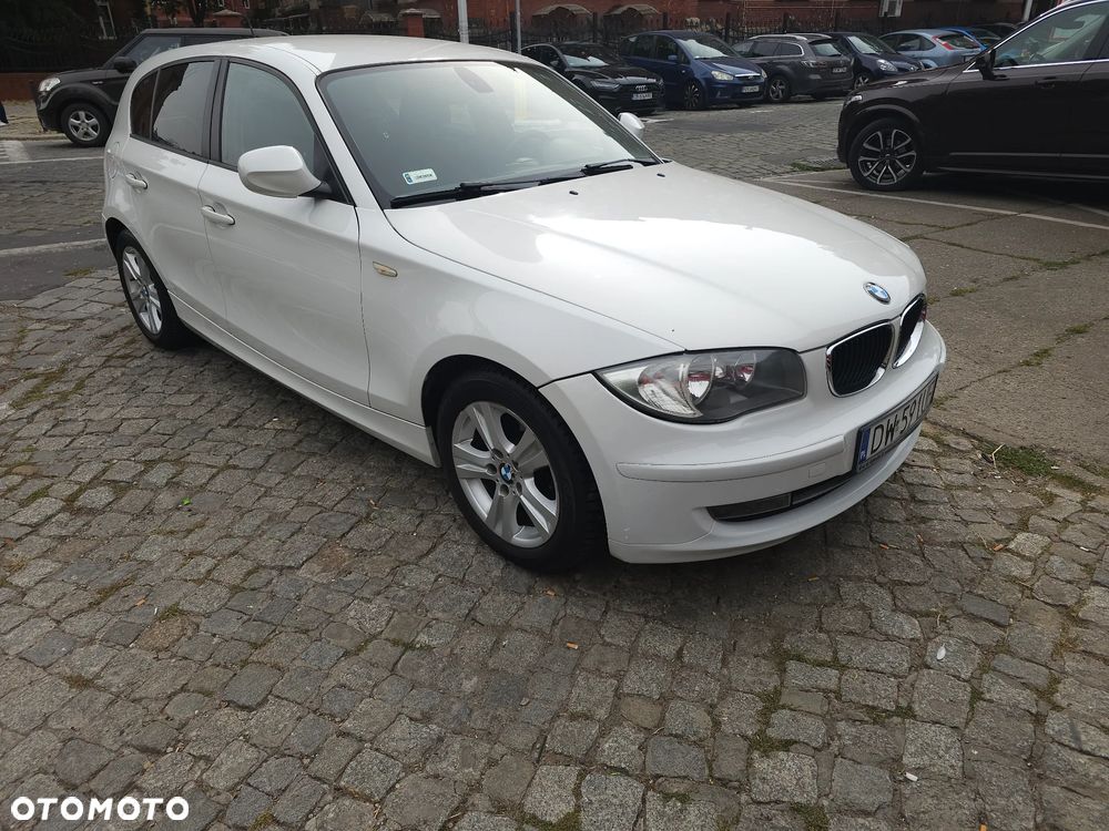 BMW Seria 1 116i - 6