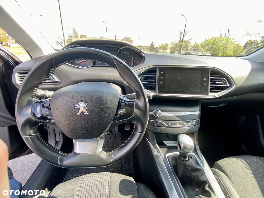 Peugeot 308 BlueHDi 130 Stop & Start Allure - 11