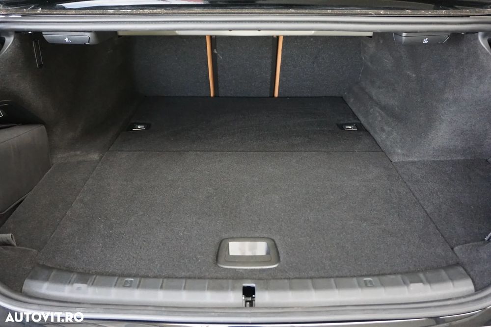 BMW Seria 5 530e Aut. Luxury Line - 18