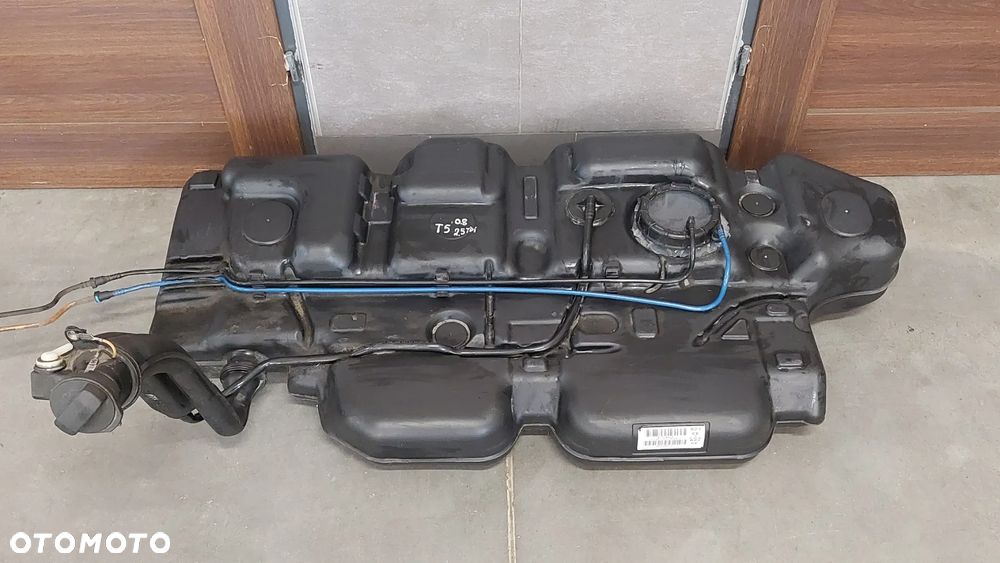 ZBIORNIK PALIWA BAK VW T5 2,5 TDI R2008 NR 7H0201085N - 1