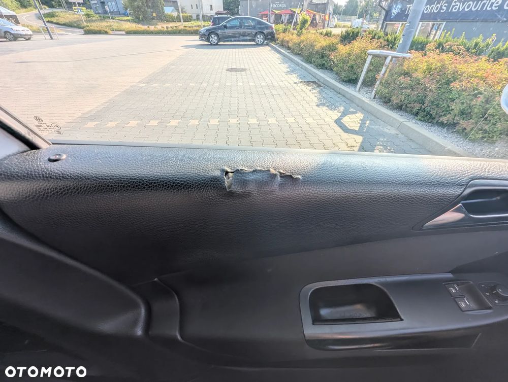 Volkswagen Passat - 22