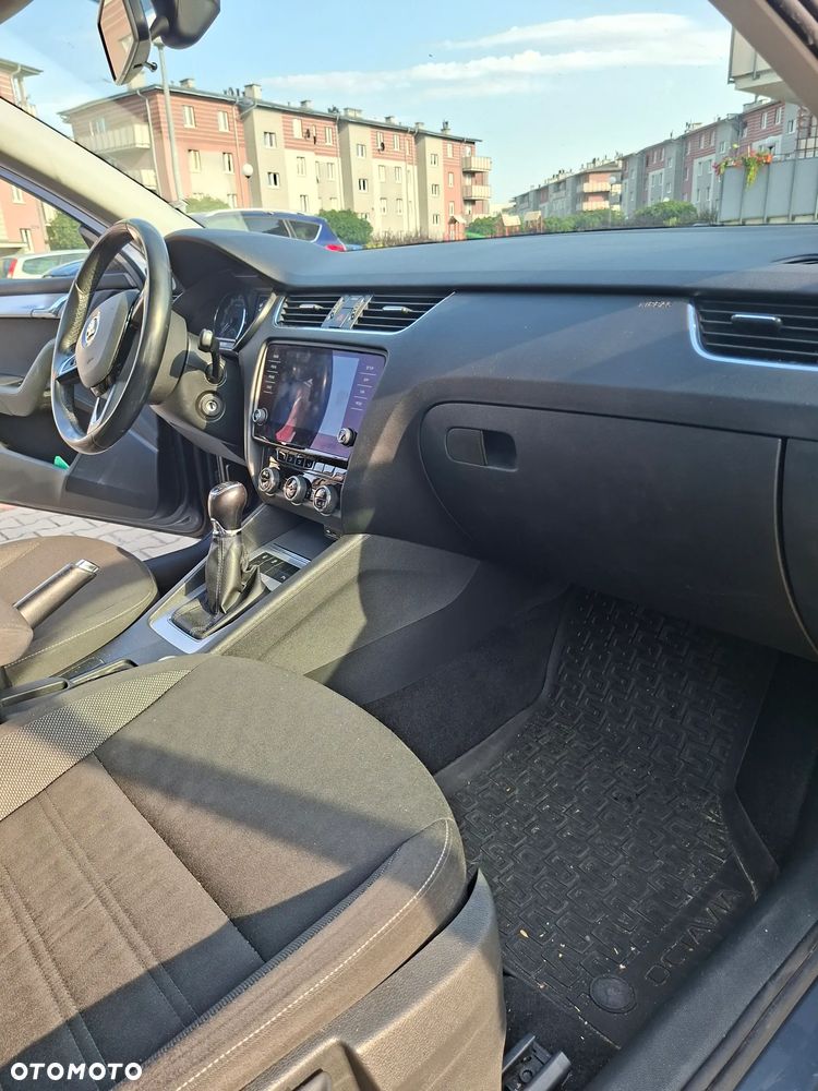 Skoda Octavia 1.4 TSI Ambition - 10