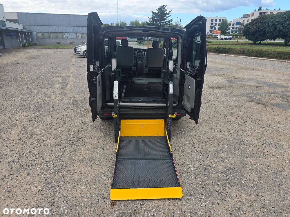 Opel Vivaro - 1