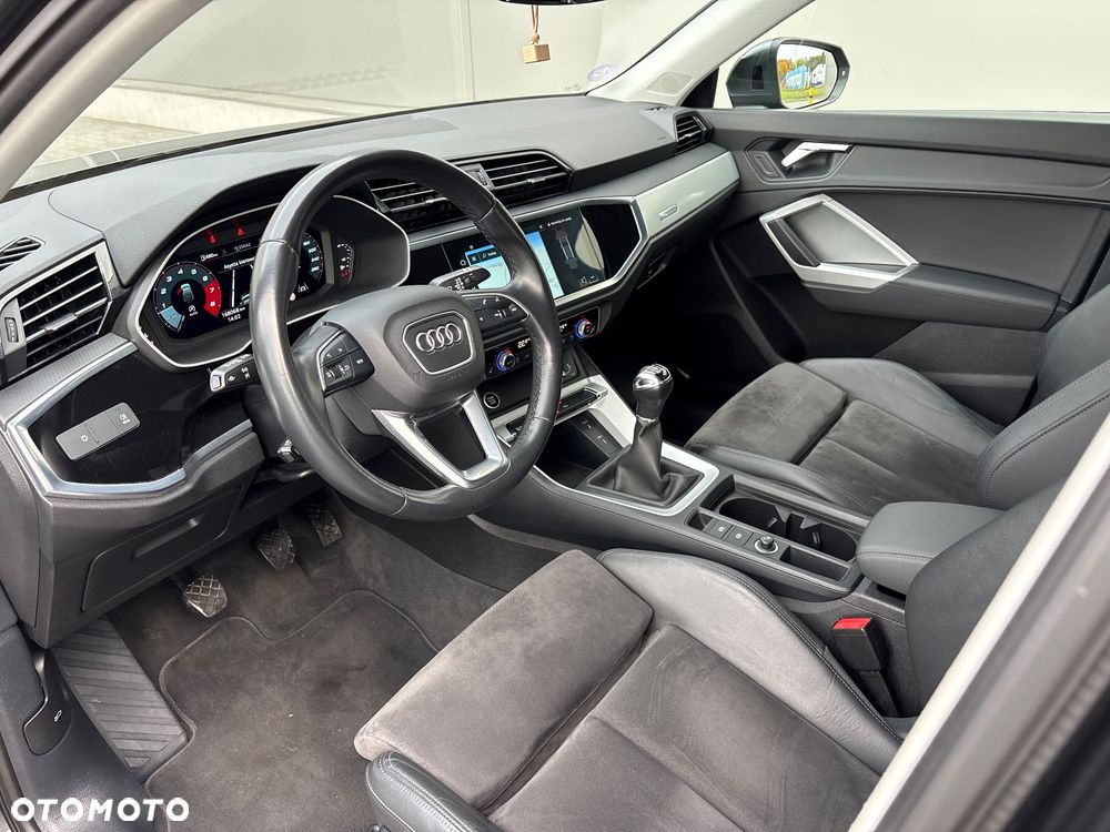 Audi Q3 Sportback 35 TFSI S-Line - 19