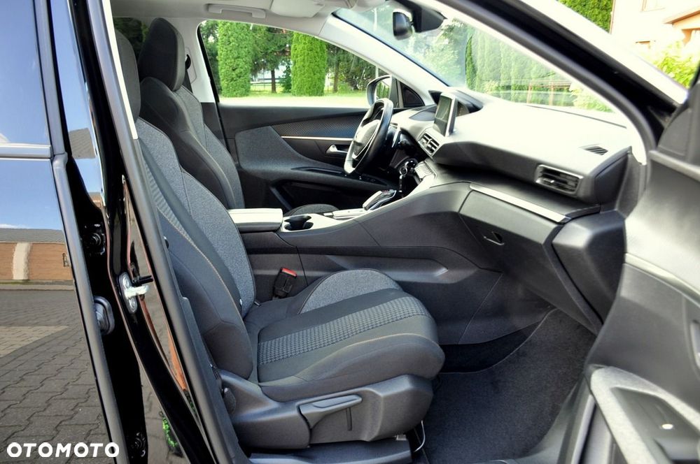 Peugeot 3008 - 17