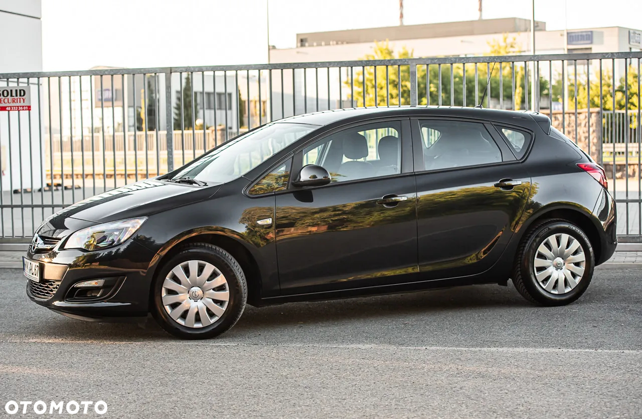 Opel Astra 1.4 Turbo Exklusiv - 7