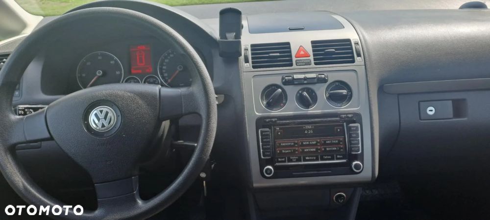 Volkswagen Touran 2.0 TDI DPF Life - 10