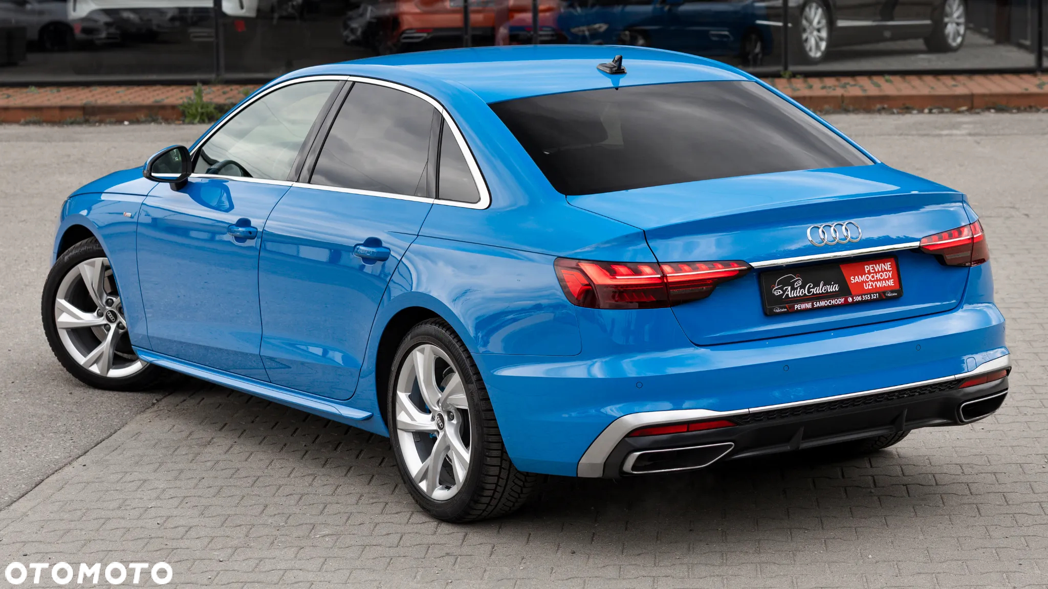 Audi A4 Avant 40 TFSI quattro S tronic S line - 11