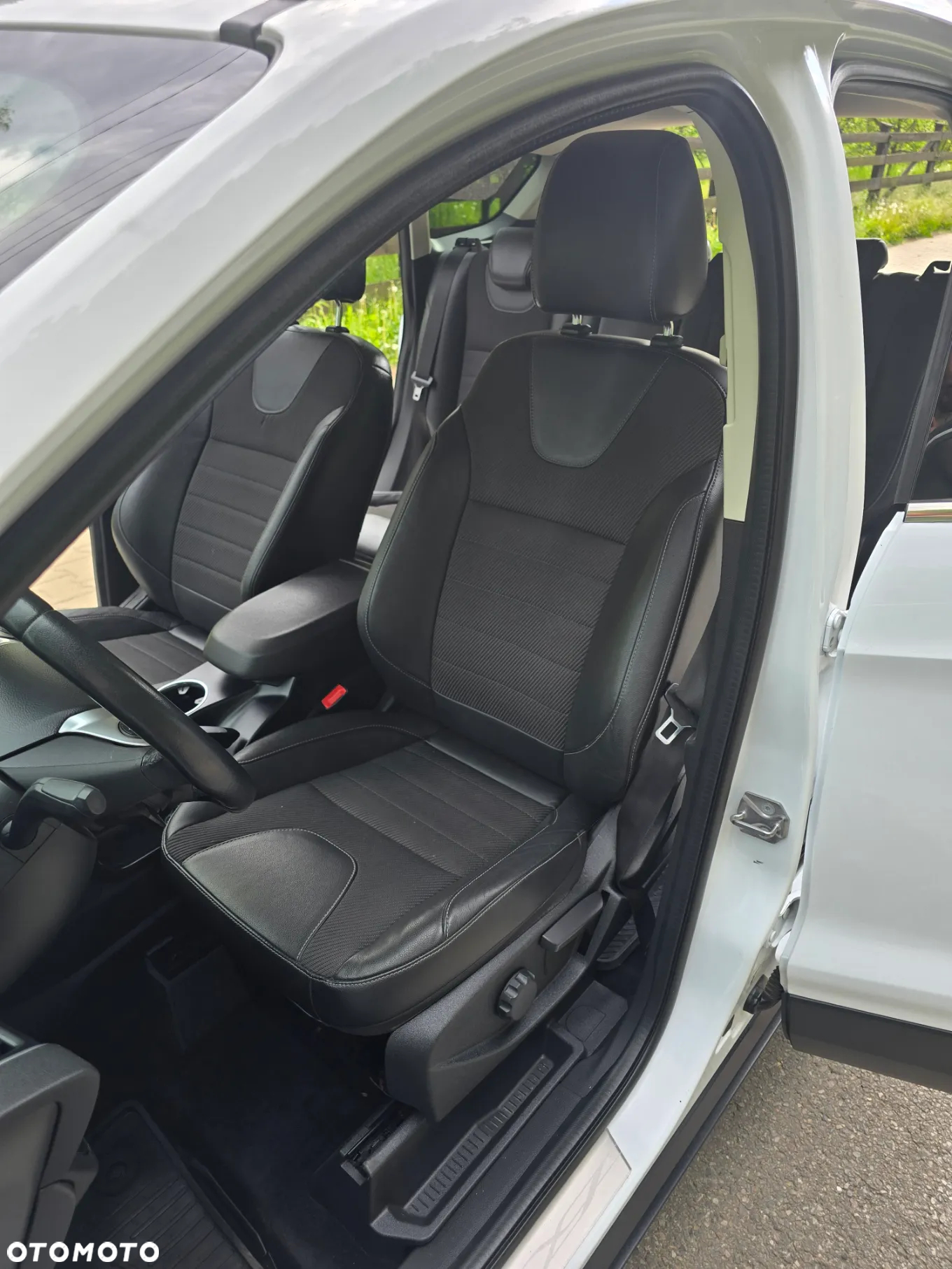 Ford Kuga 2.0 TDCi 4WD Titanium - 20