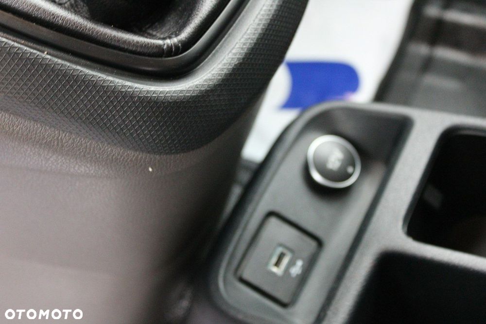Ford Transit Connect - 25