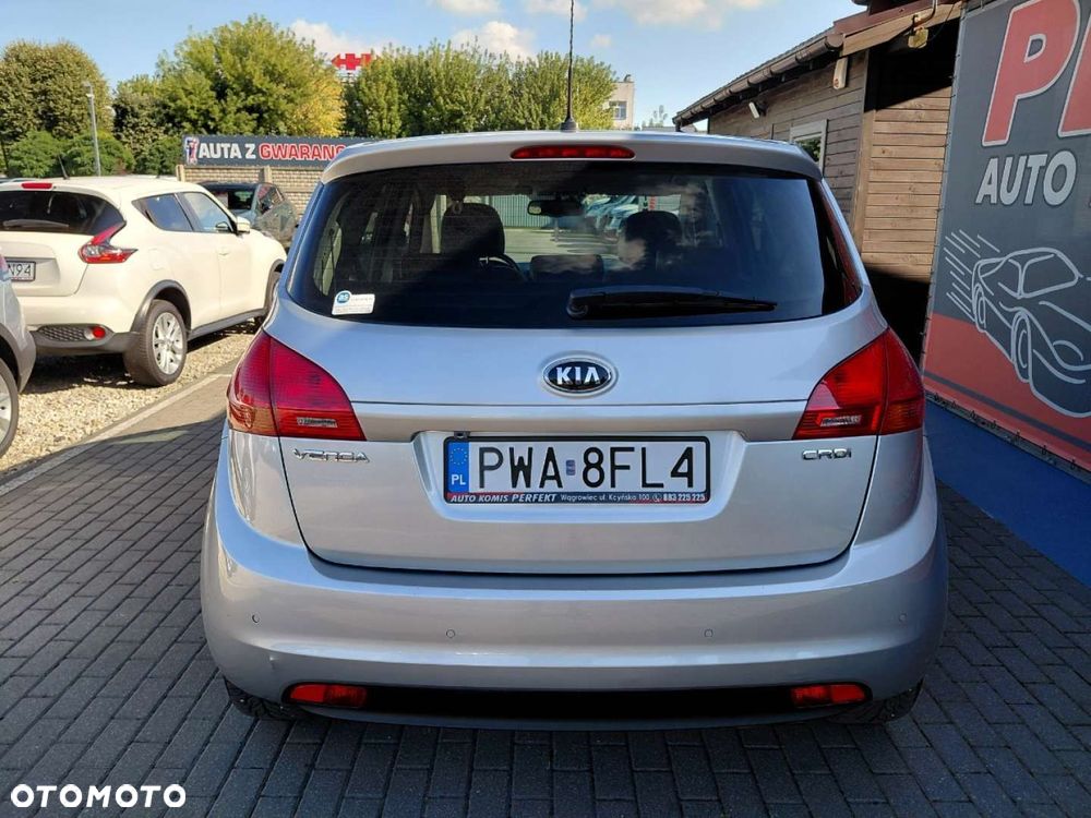 Kia Venga - 7