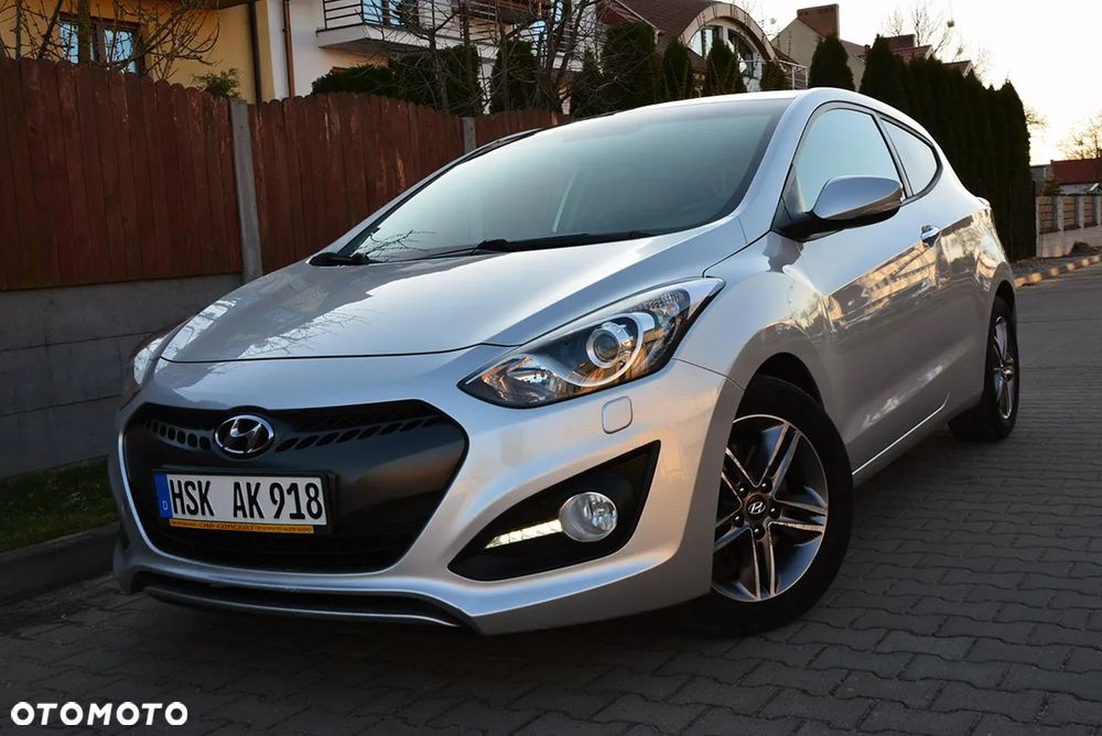 Hyundai i30 1.6 CRDi Premium - 38