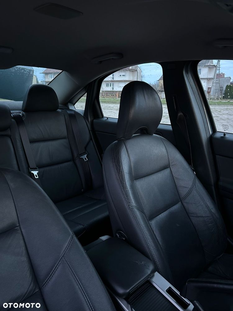 Volvo S40 1.8 Kinetic - 17