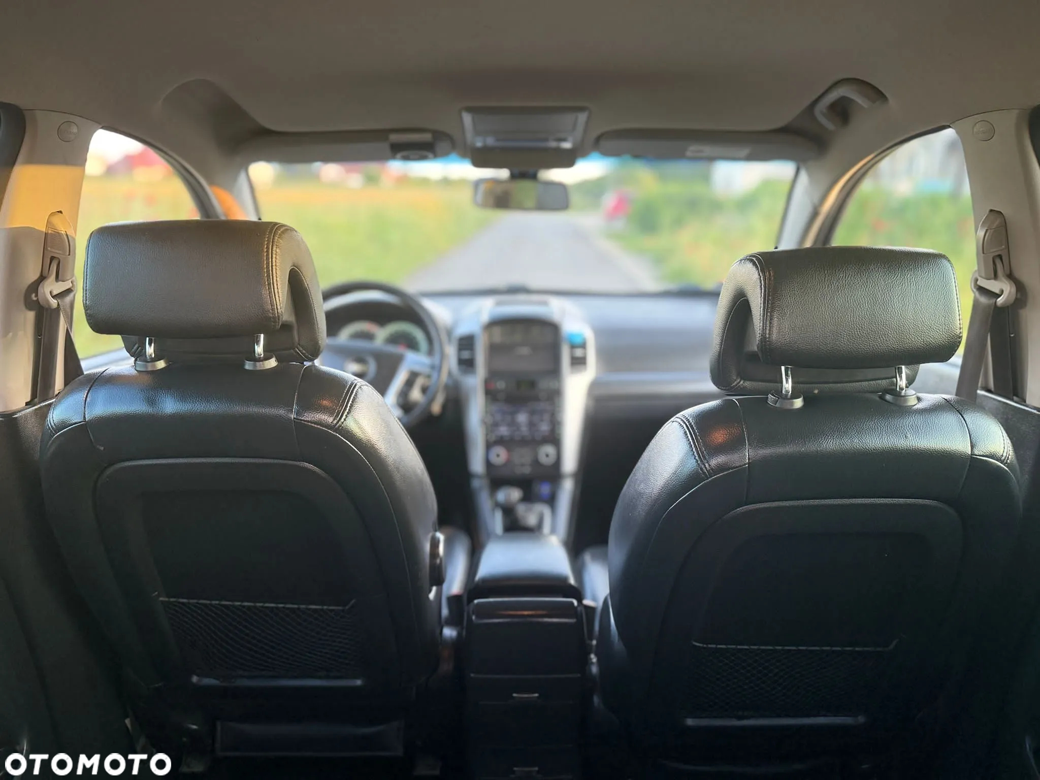 Chevrolet Captiva - 12