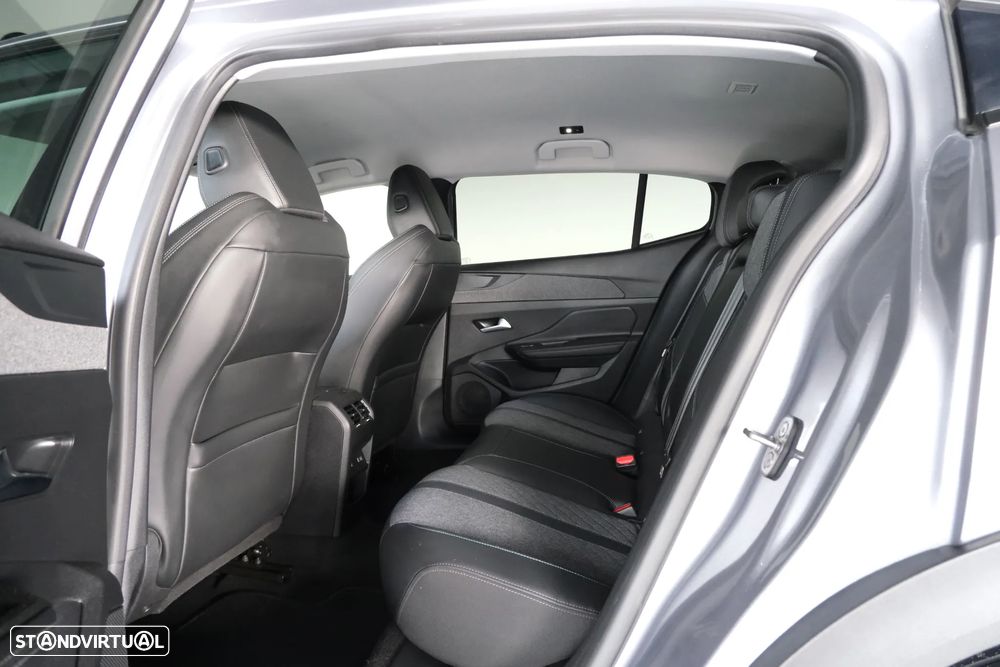 Peugeot 408 PureTech 130 EAT8 Allure - 38