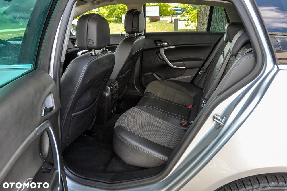 Opel Insignia - 8