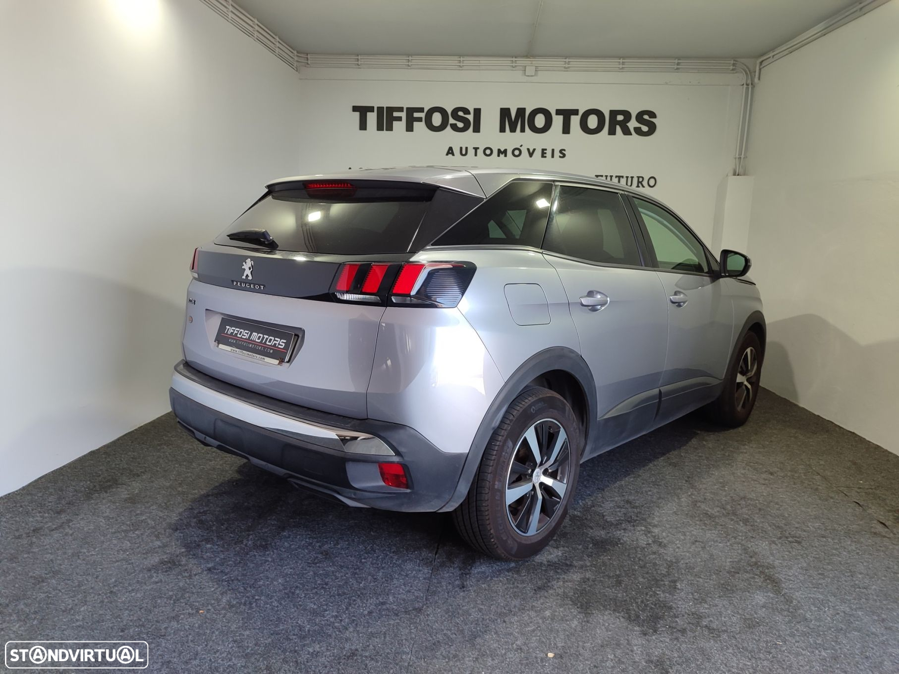 Peugeot 3008 1.5 BlueHDi Allure EAT8 - 6