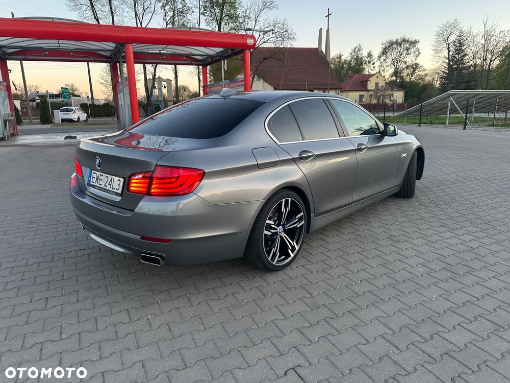 BMW Seria 5 520d BluePerformance - 3