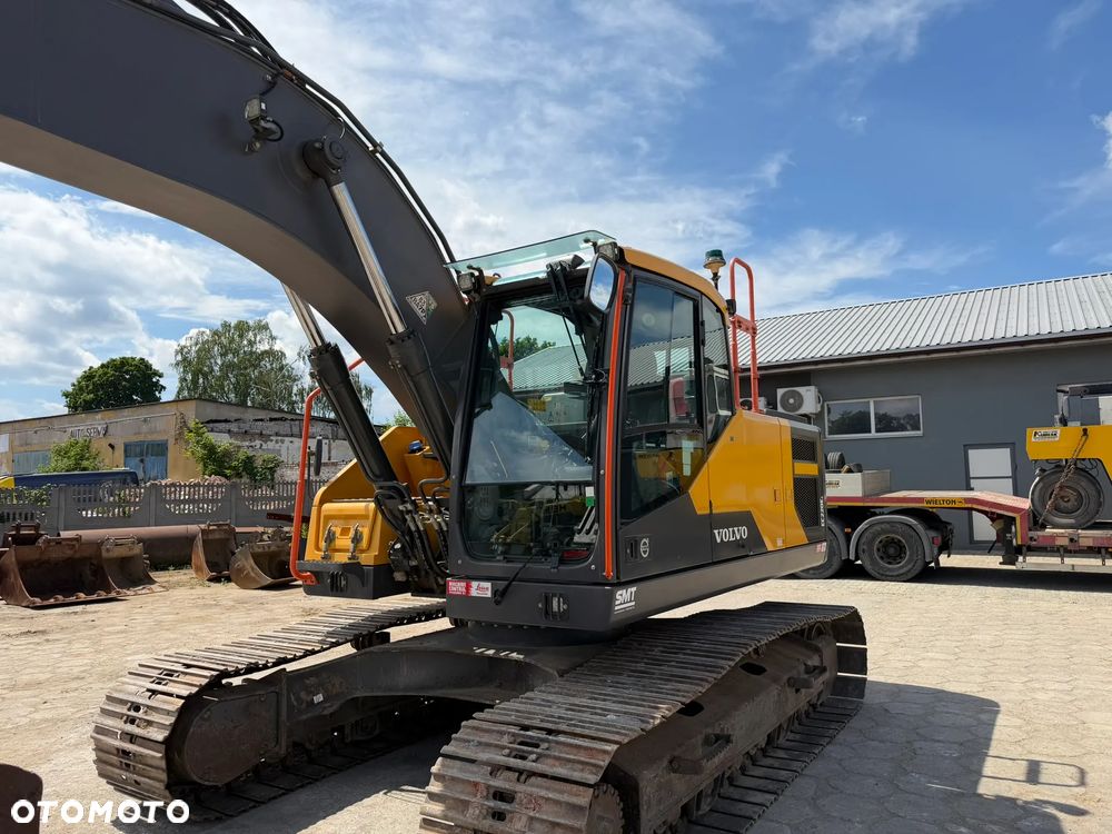Volvo EC220EL - 9