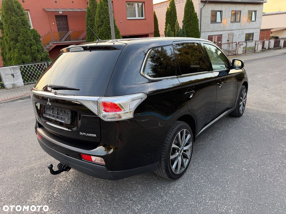 Mitsubishi Outlander - 6