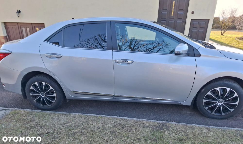 Toyota Corolla 1.6 Active EU6 - 5