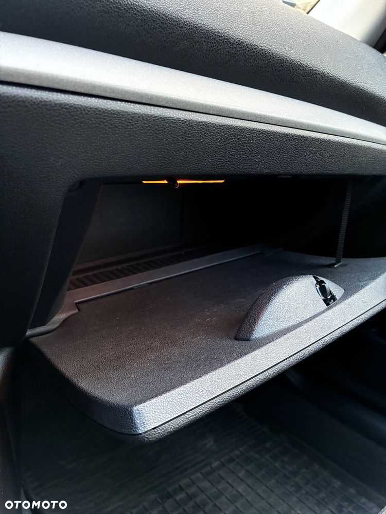 BMW Seria 1 116i - 9