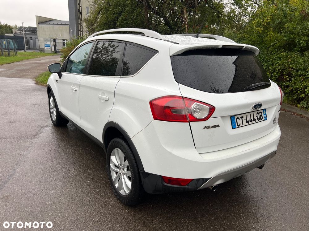 Ford Kuga 2.0 TDCi 2x4 Titanium - 7