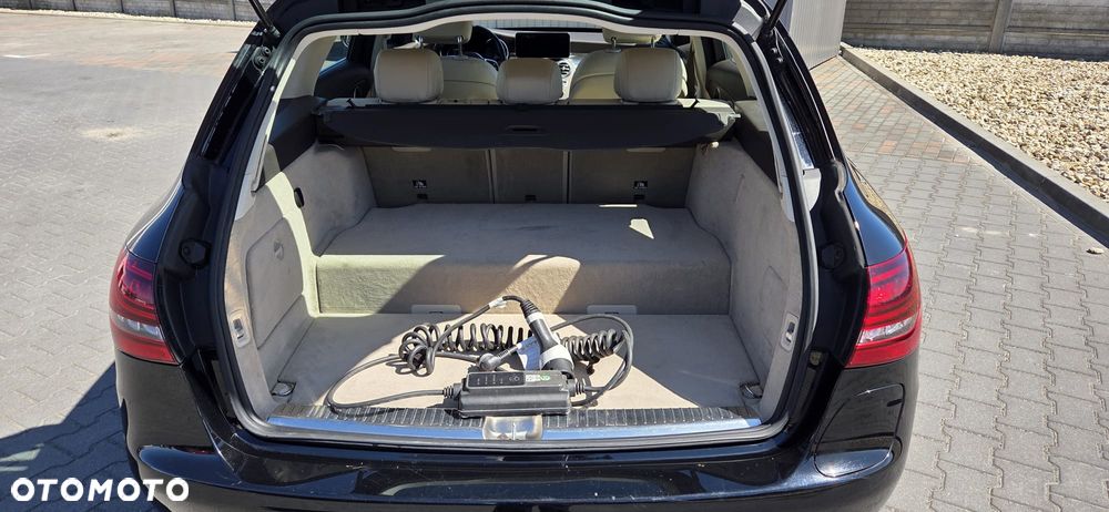 Mercedes-Benz Klasa C 300 e 9G-TRONIC Avantgarde - 7