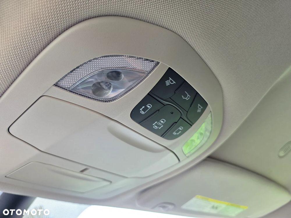 Chrysler Pacifica - 27