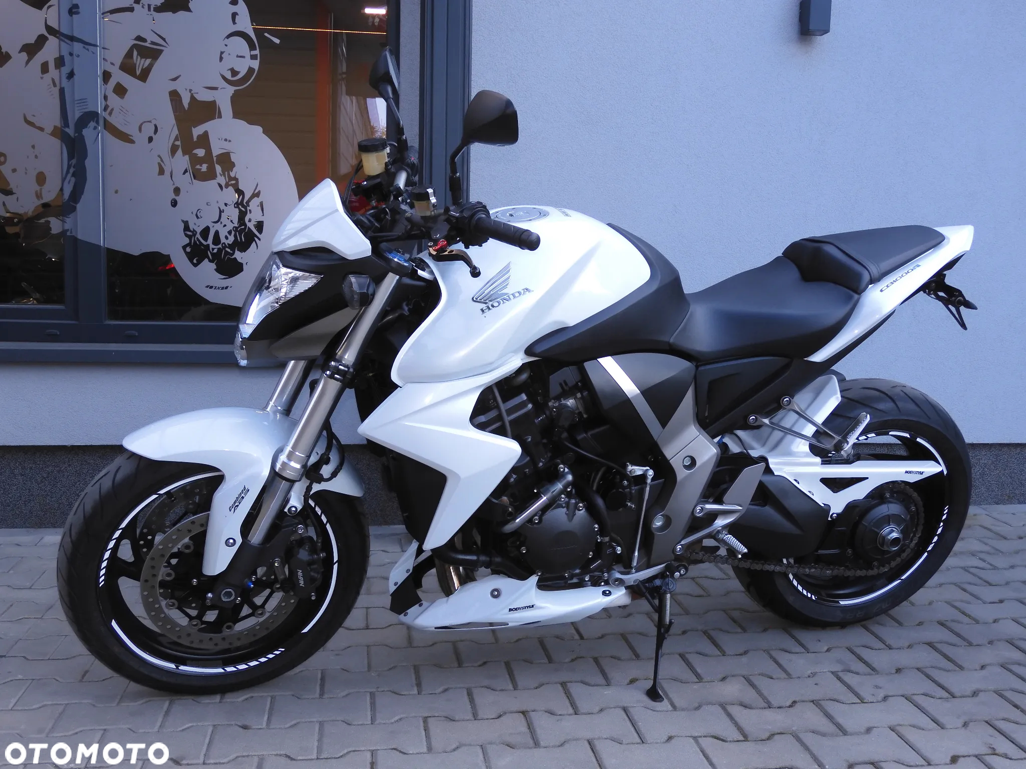 Honda CB - 27