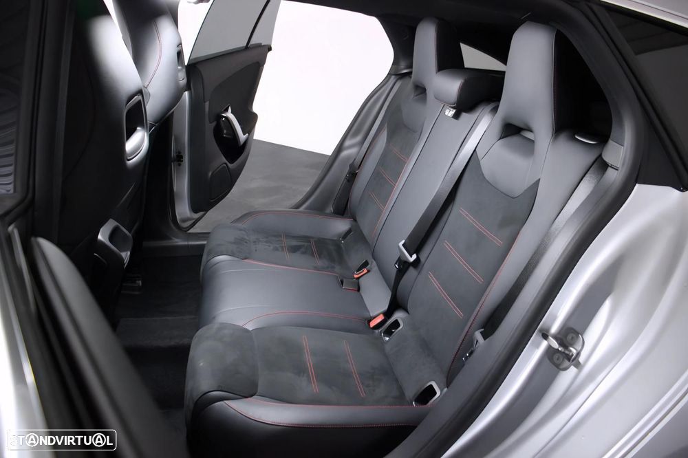 Mercedes-Benz CLA 180 d Shooting Brake AMG Line Aut. - 14