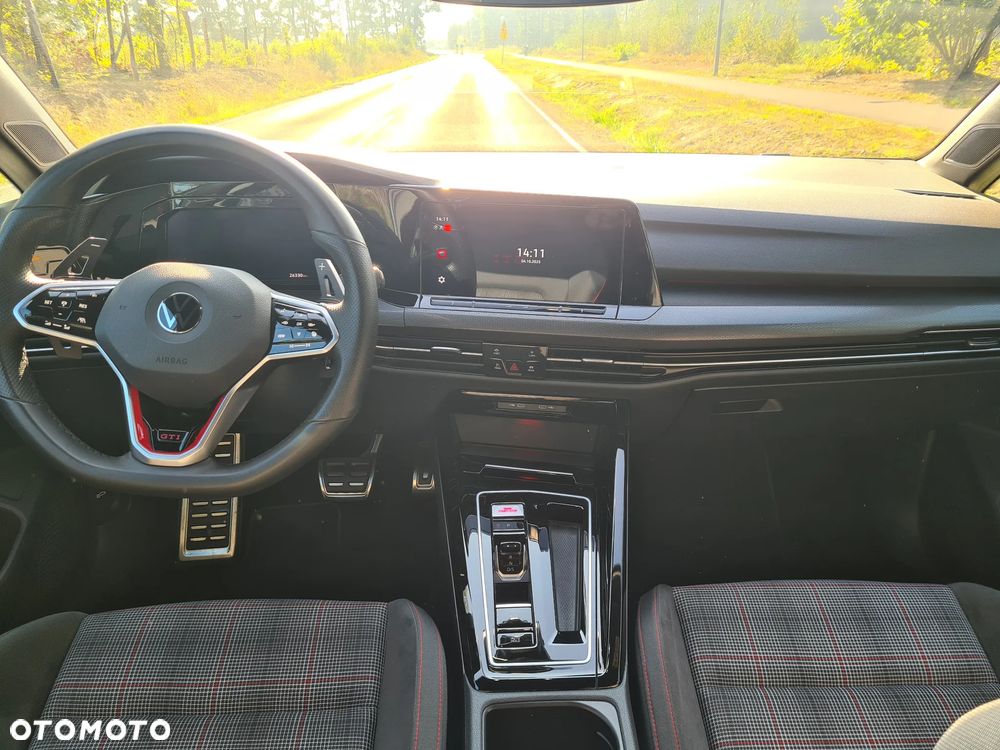 Volkswagen Golf - 9