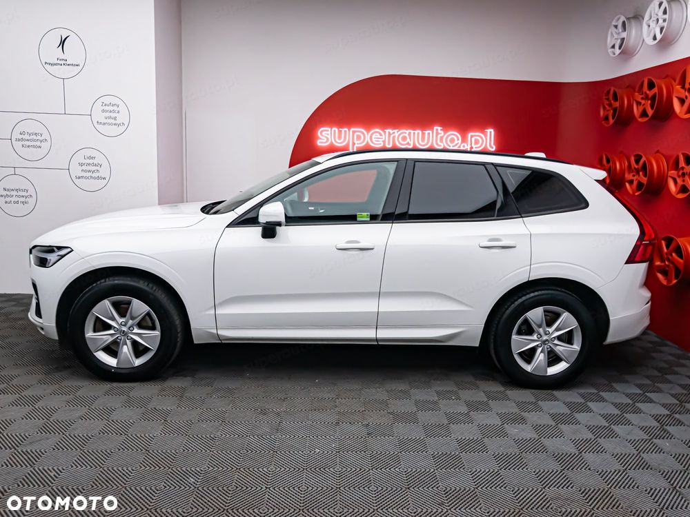 Volvo XC 60 B4 B Momentum - 5