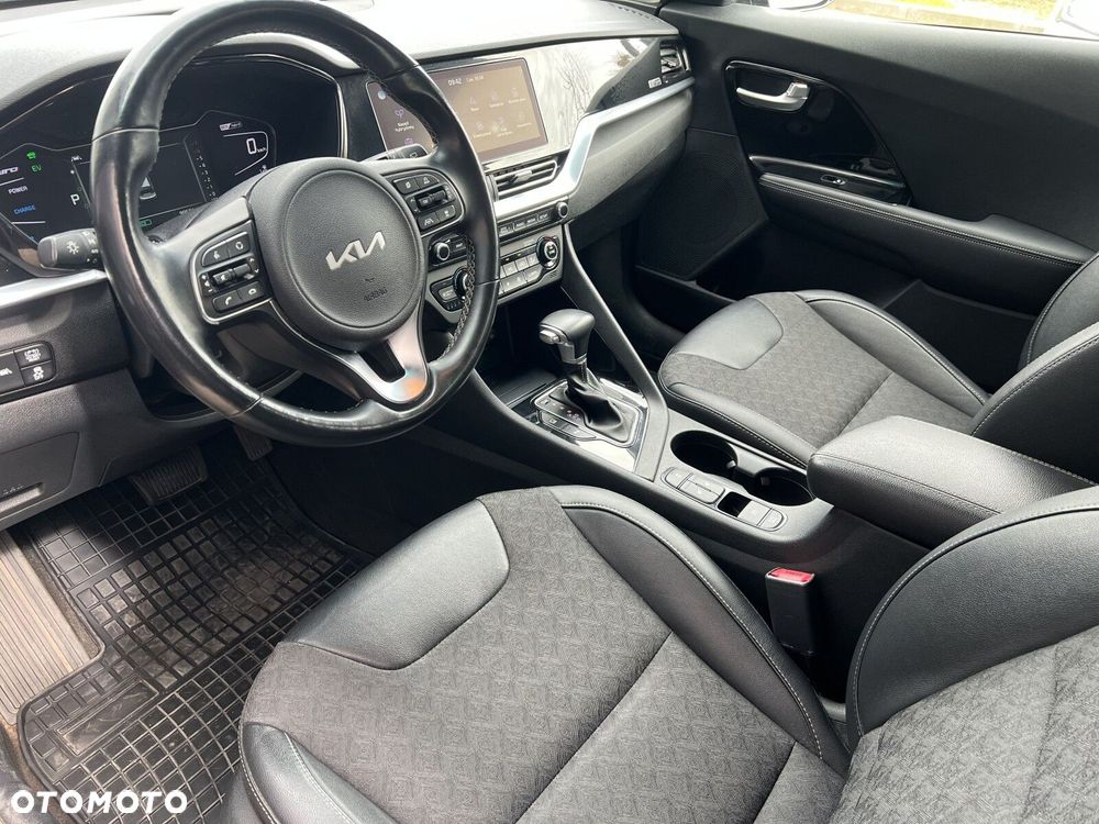 Kia Niro 1.6 GDI Hybrid L Business Line - 10