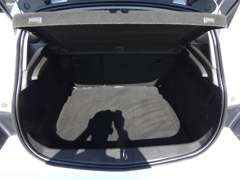 Opel Astra 1.6 Active EU6 - 31