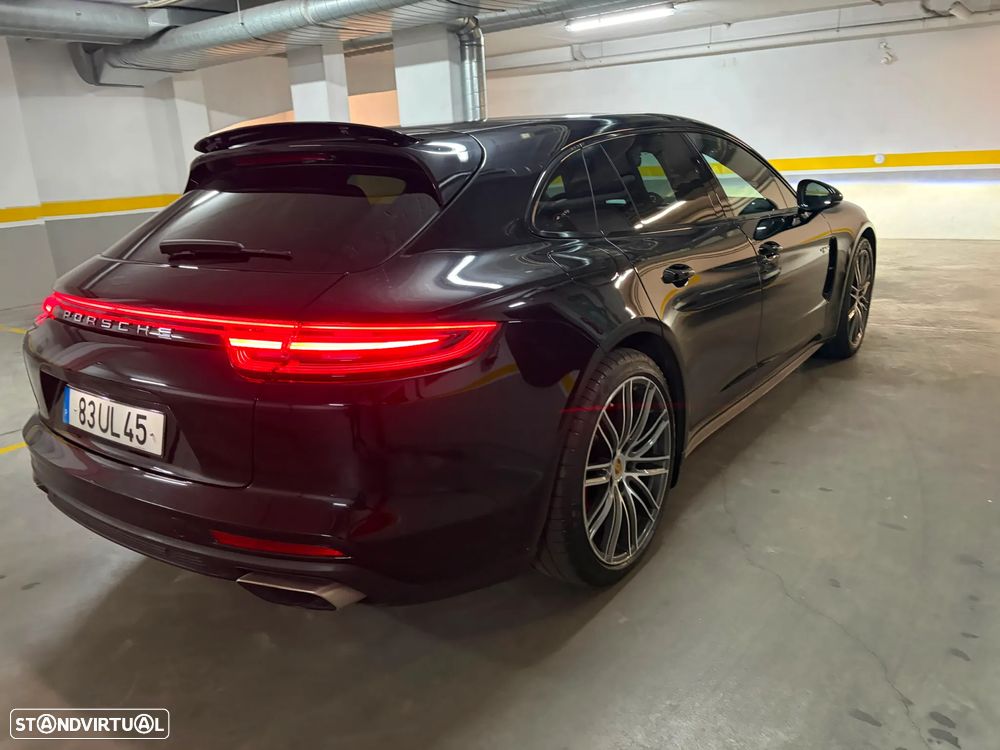 Porsche Panamera Sport Turismo 4 E-Hybrid - 14