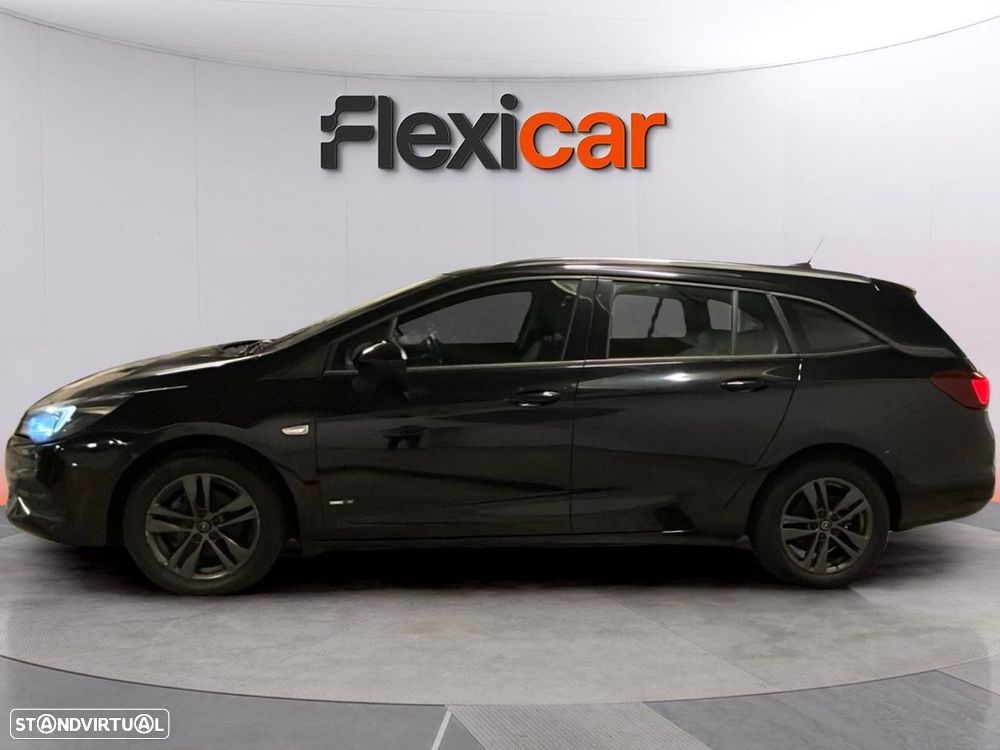 Opel Astra Sports Tourer - 3