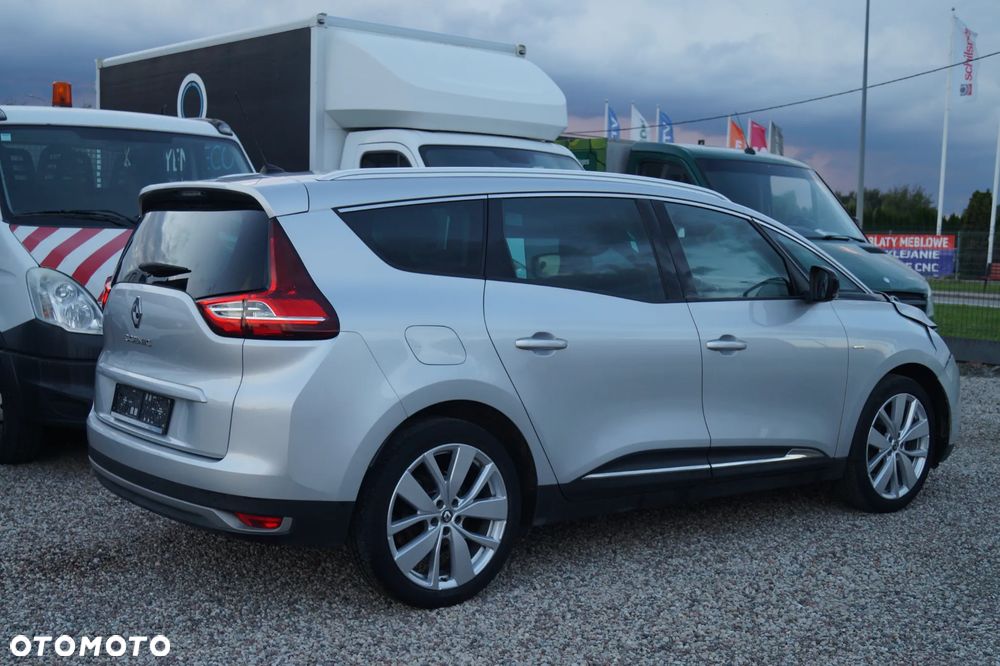 Renault Grand Scenic - 4