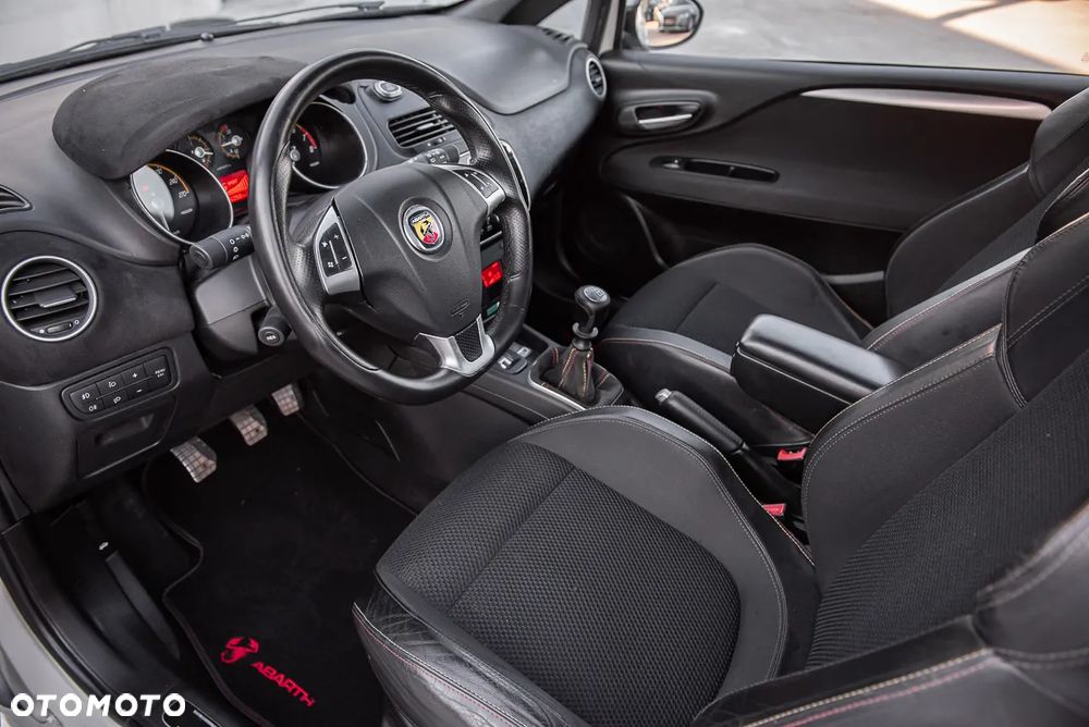 Fiat Punto Evo - 16