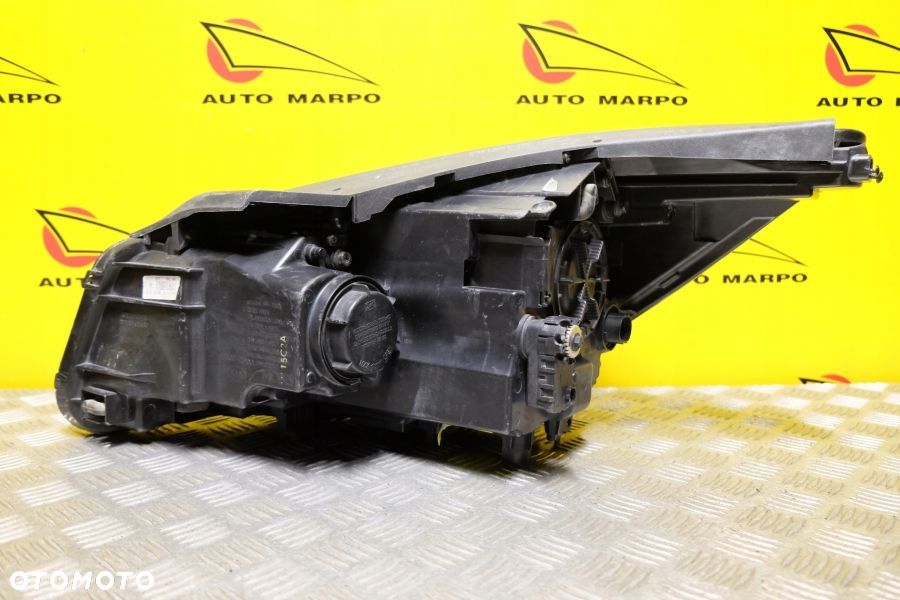 KIA SORENTO 2015- REFLEKTOR LAMPA ZWYKŁA SOCZEWKOWA Z LED R EU - 8