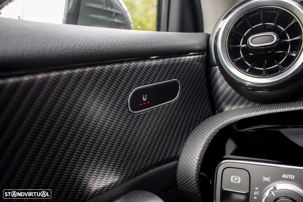 Mercedes-Benz A 250 e - 20