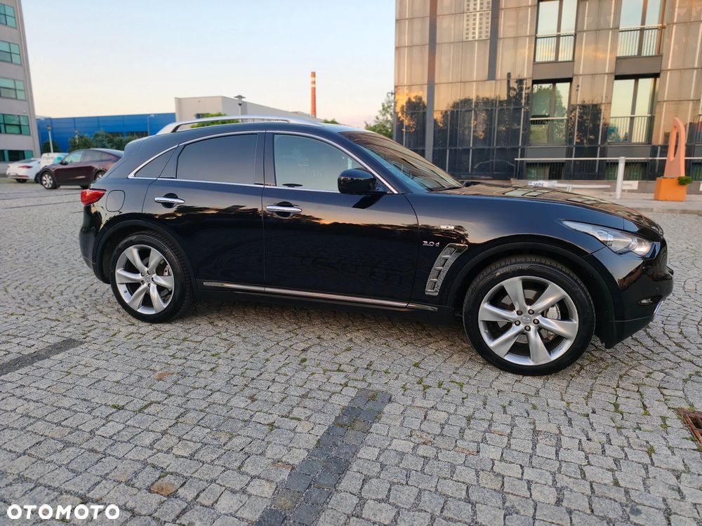 Infiniti QX70 3.0d S Premium - 11