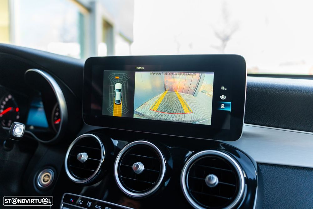 Mercedes-Benz GLC 300 e Coupe 4Matic 9G-TRONIC AMG Line - 13