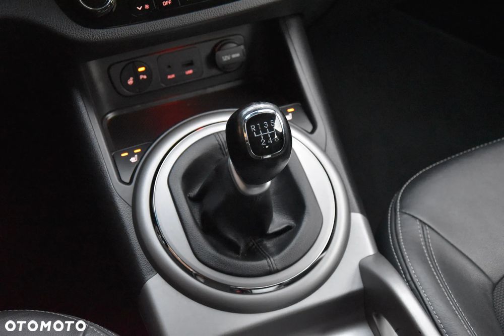 Kia Sportage 2.0 GDI 2WD Spirit - 22