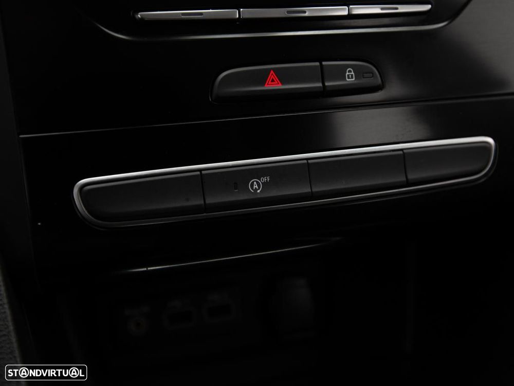 Renault Mégane 1.5 Blue dCi Limited - 17