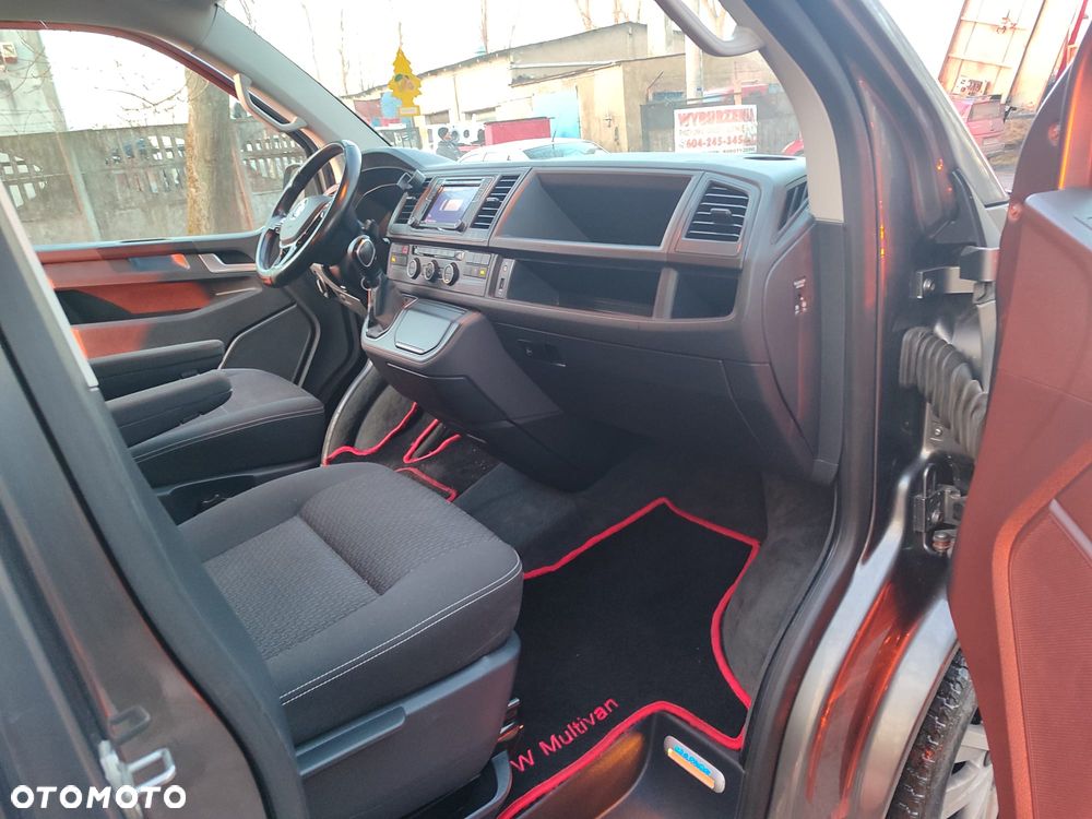 Volkswagen Multivan 2.0 TDI L1 Trendline DSG - 12