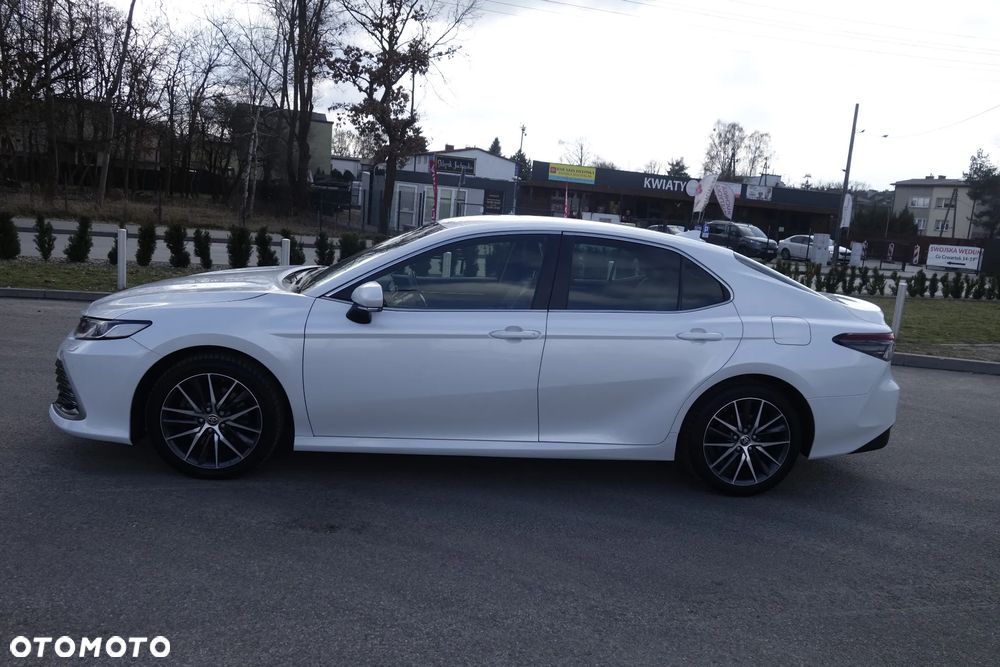 Toyota Camry 2.5 Hybrid Prestige CVT - 6