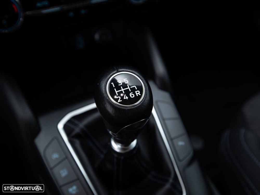 Ford Focus SW - 19