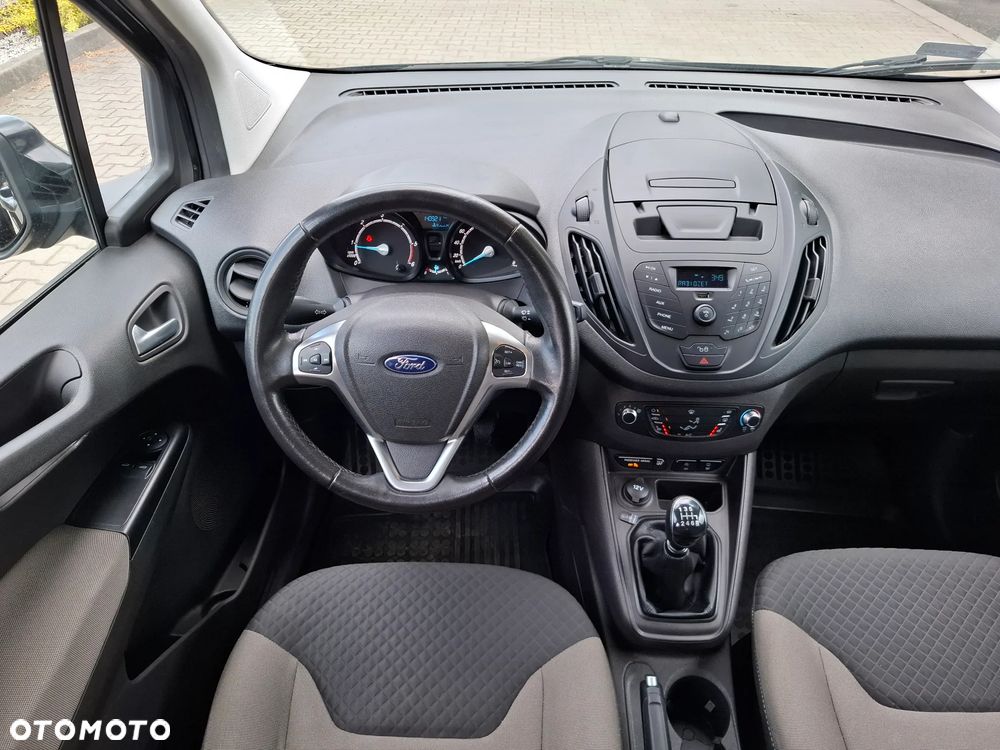 Ford Tourneo Courier 1.5 TDCi Trend - 12