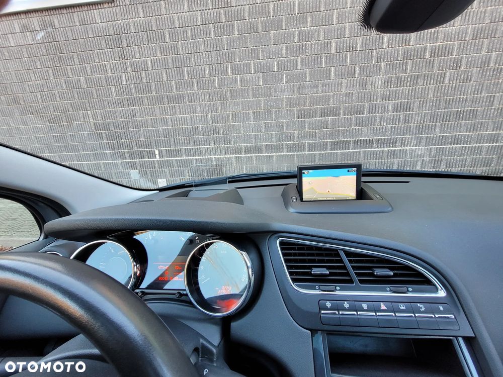 Peugeot 5008 BlueHDi 150 Allure - 6